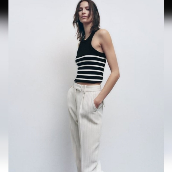Zara  Striped Knit Sleeveless Top Size Large Black & White ( Instagram Favorite) - Picture 2 of 11